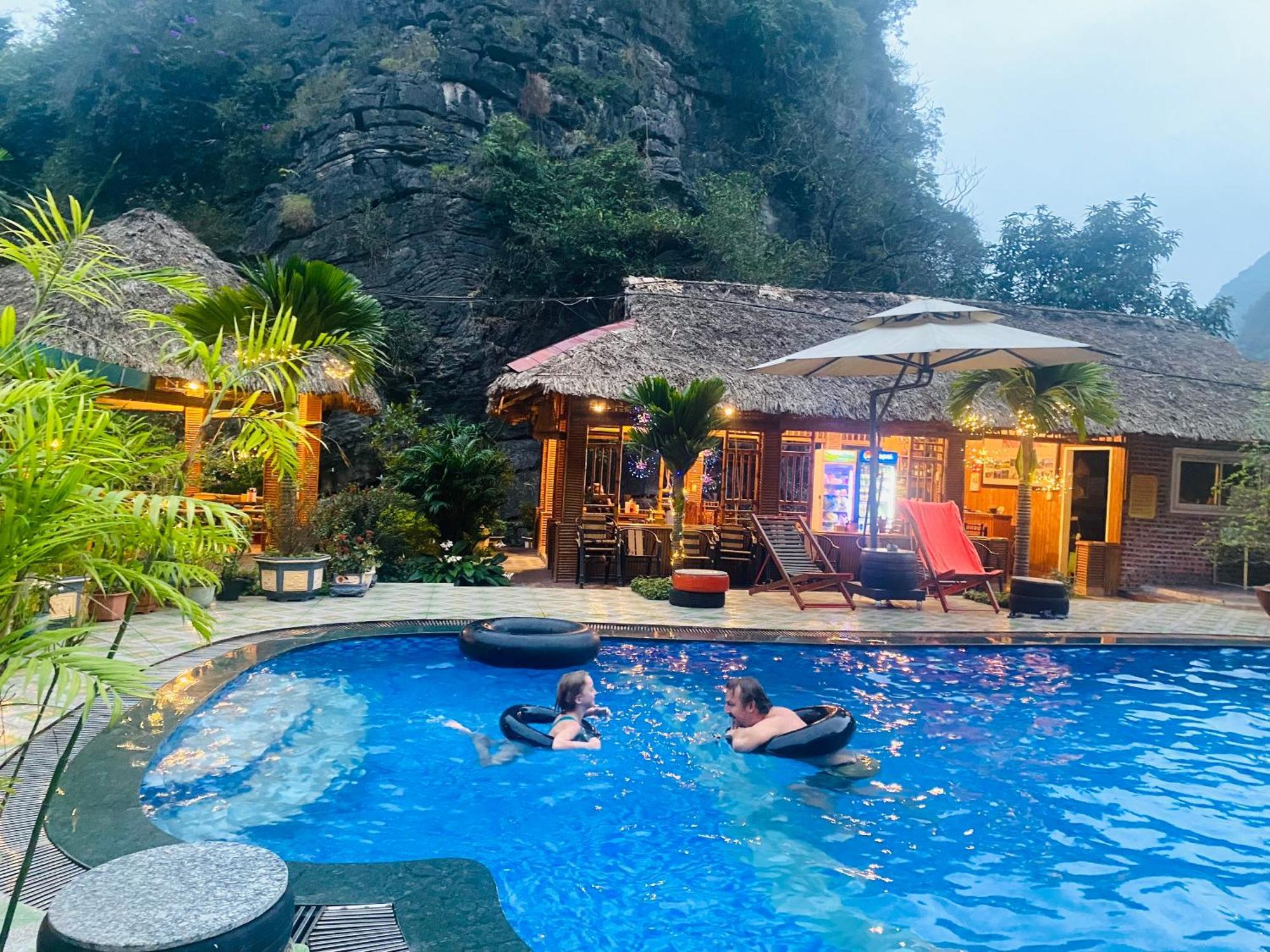 Апартаменты Trang An Mountain House Ниньбинь Экстерьер фото